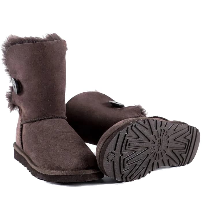 UGG WOMEN'S CLASSIC BAILEY BUTTON — Chocolate