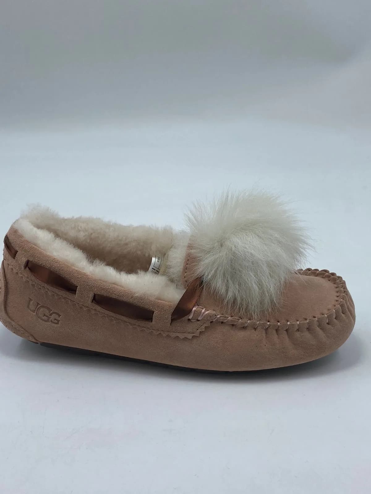 Ugg Women's Dakota — Pink Pom Pom